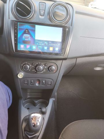 דאצ'יה סנדרו