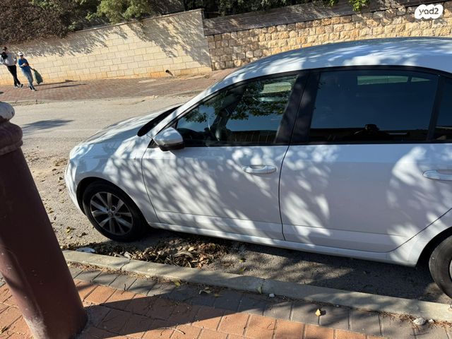 סקודה אוקטביה 