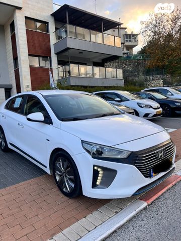 יונדאי איוניק