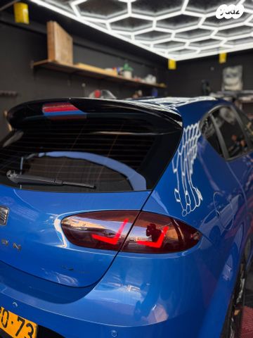 מודעת רכב סיאט לאון