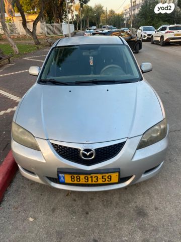 מודעת רכב מאזדה 3