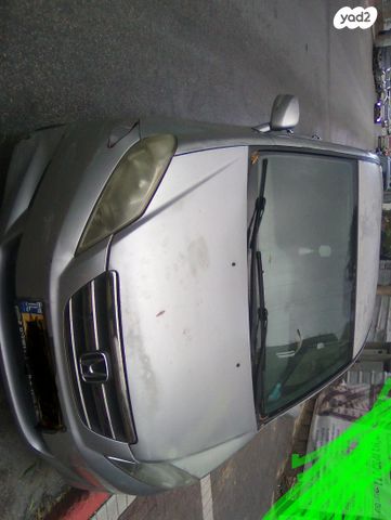 מודעת רכב הונדה FR-V