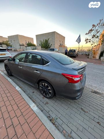 ניסאן סנטרה