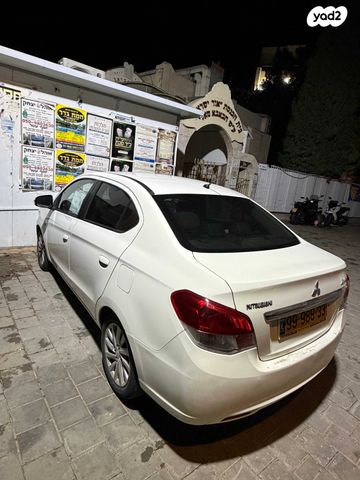 מודעת רכב מיצובישי אטראז'