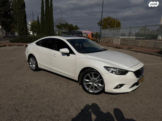 מודעת רכב מאזדה 6