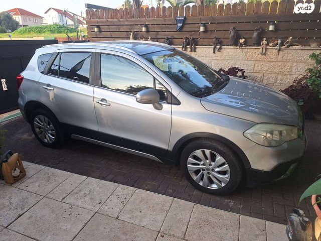 מודעת רכב סוזוקי קרוסאובר