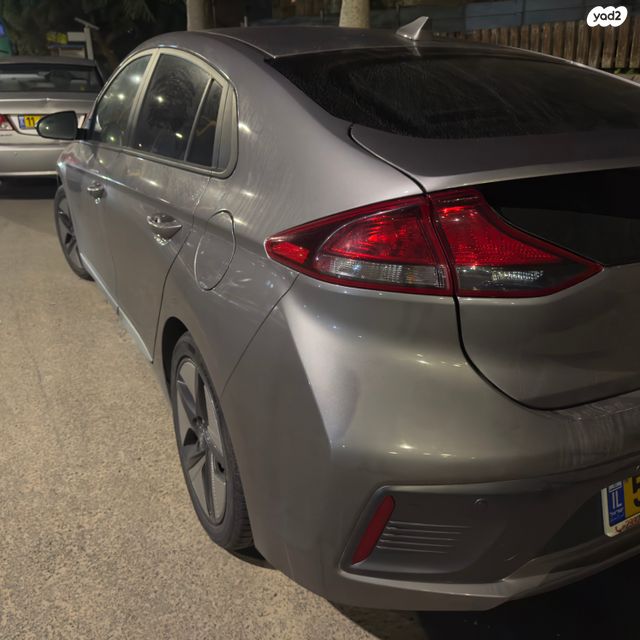 יונדאי איוניק