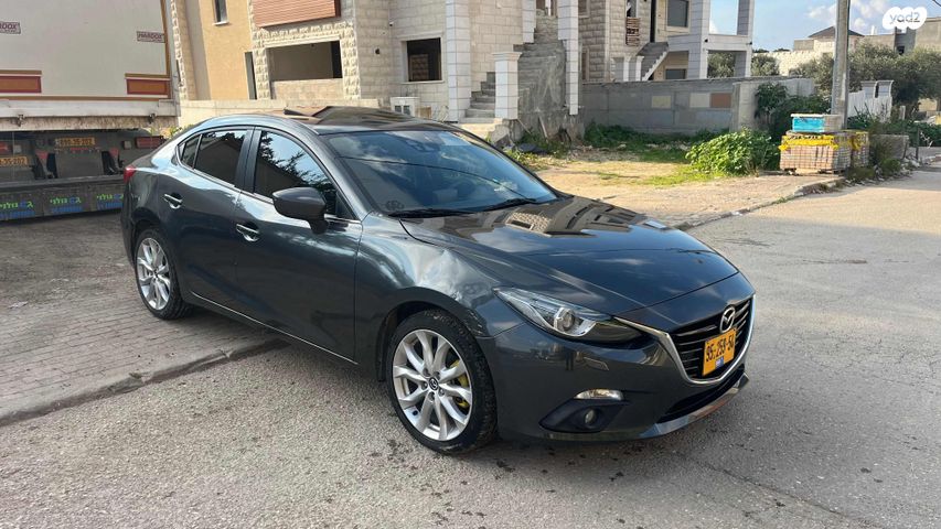 מאזדה 3