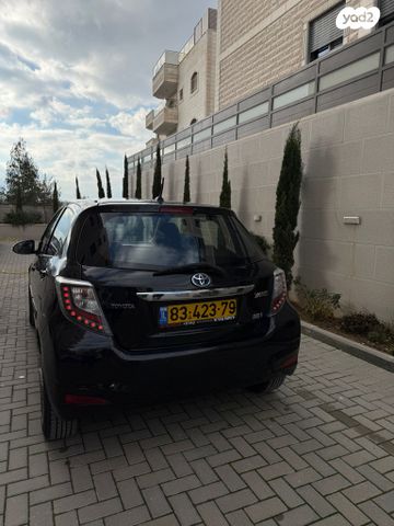 מודעת רכב טויוטה יאריס
