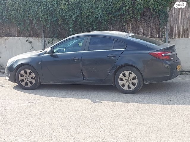 מודעת רכב אופל אינסיגניה