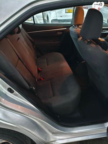 מודעת רכב טויוטה קורולה