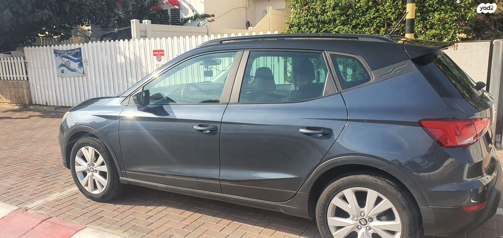 מודעת רכב סיאט ארונה