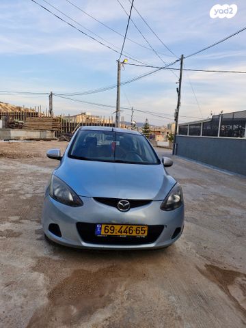 מודעת רכב מאזדה 2