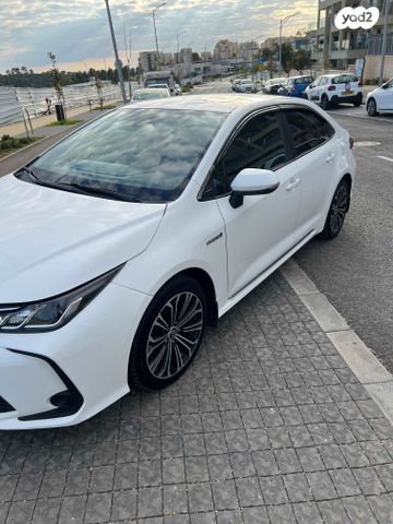 טויוטה קורולה