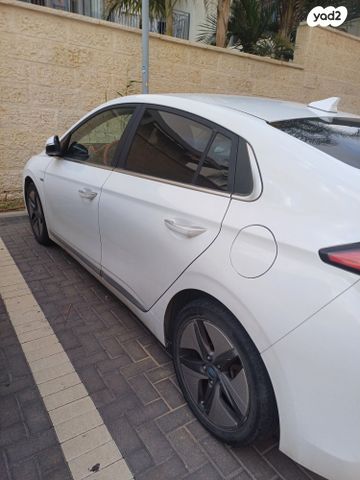 מודעת רכב יונדאי איוניק