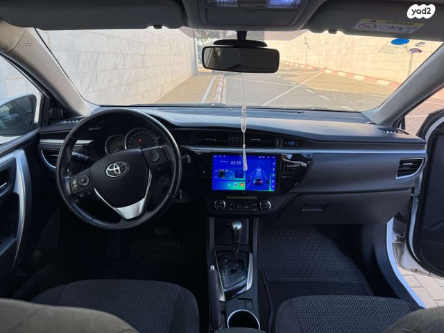 מודעת רכב טויוטה קורולה
