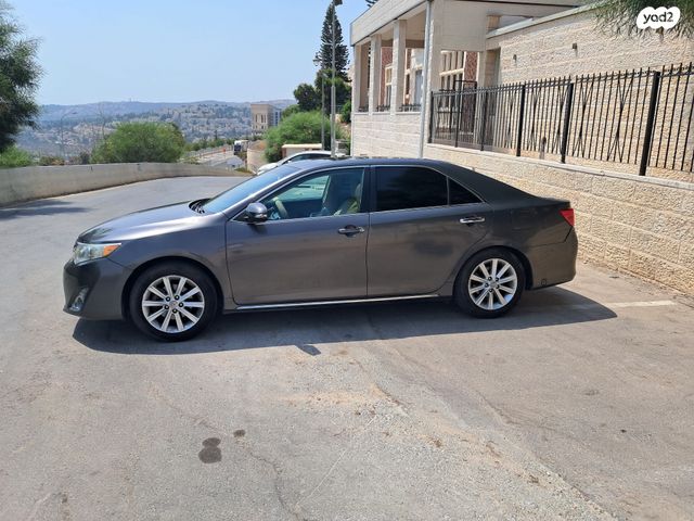 מודעת רכב טויוטה קאמרי