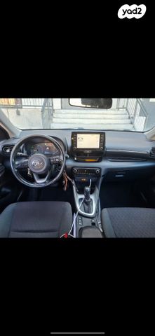 טויוטה יאריס