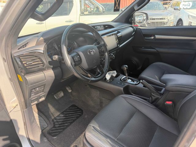 טויוטה היילקס