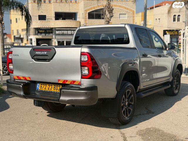 טויוטה היילקס