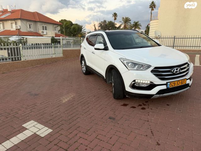 יונדאי סנטה פה