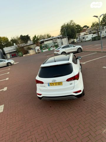 יונדאי סנטה פה