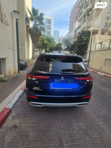 מיצובישי אאוטלנדר