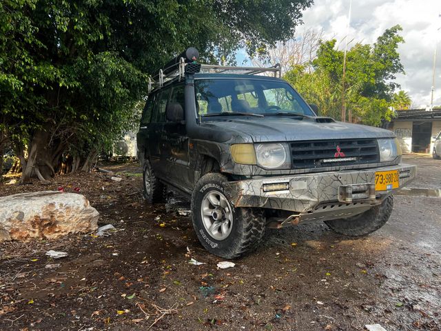 מיצובישי פג'רו