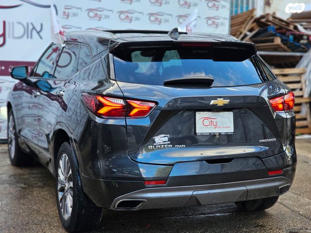 שברולט בלייזר