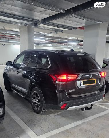 מיצובישי אאוטלנדר