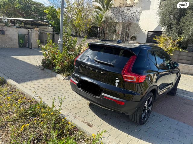 וולוו XC40