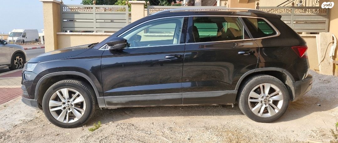 מודעת רכב סקודה קארוק