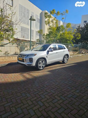 מודעת רכב מיצובישי ASX