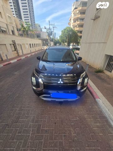 מיצובישי אאוטלנדר