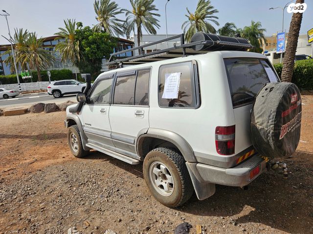 איסוזו טרופר