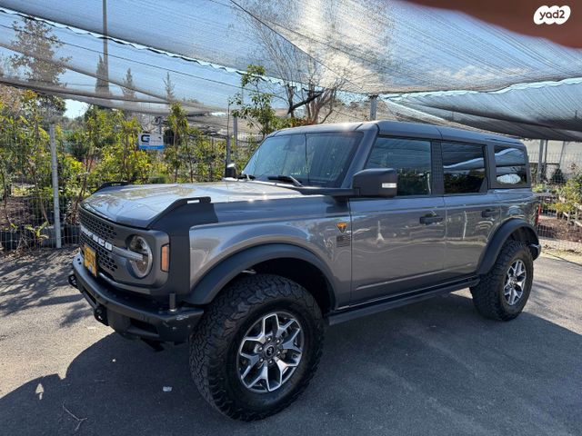 מודעת רכב פורד ברונקו