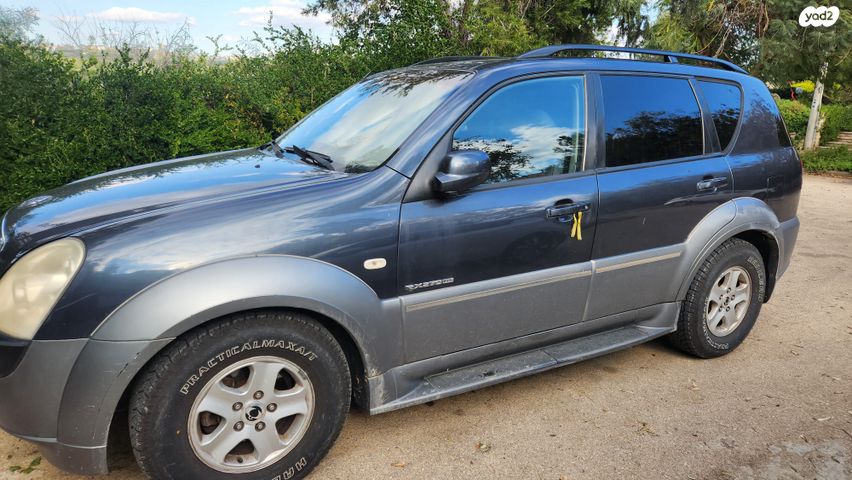 מודעת רכב סאנגיונג רקסטון