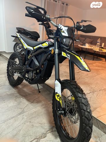 מודעת רכב סורון ULTRA BEE T