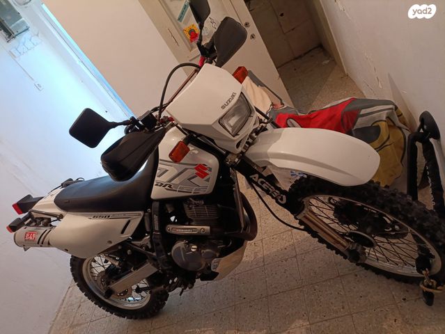 סוזוקי DR650R/RE/SE