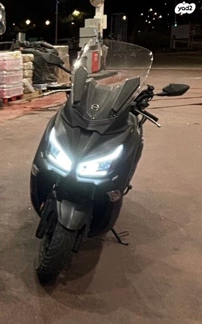 מודעת רכב סאן יאנג ג'וי-מקס Z-250