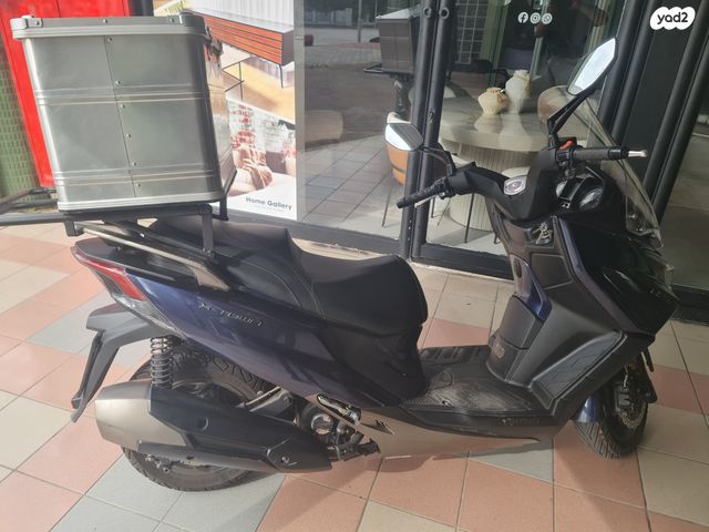 מודעת רכב קימקו איקס-טאון 250I