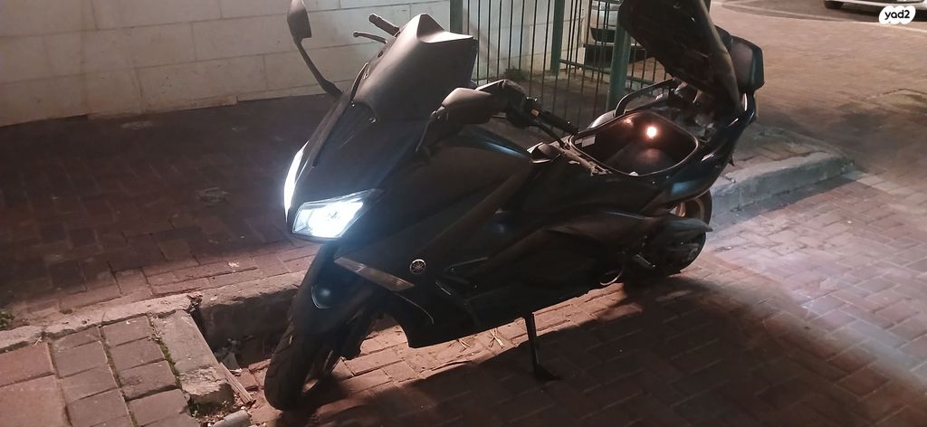 ימאהה T-Max 530