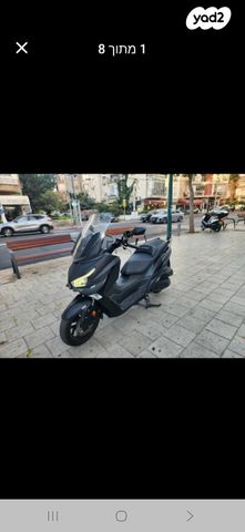 מודעת רכב סאן יאנג ג'וי-מקס Z-300