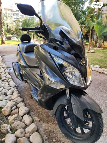 מודעת רכב סאן יאנג ג'וי-מקס 250 XI