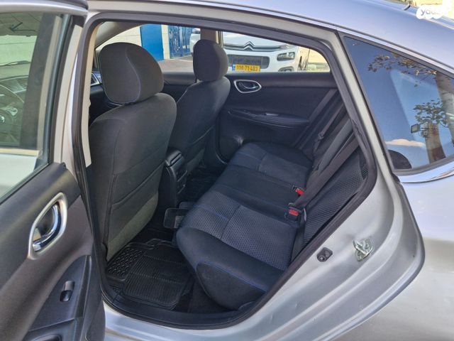 ניסאן סנטרה