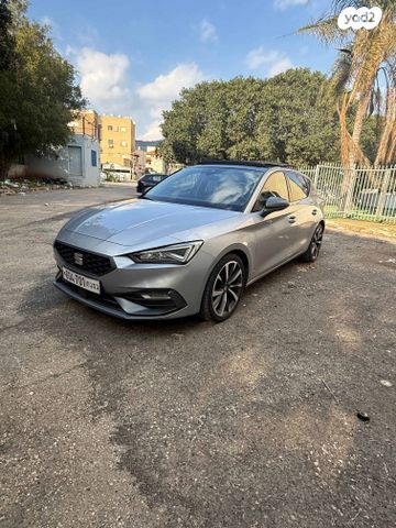 מודעת רכב סיאט לאון