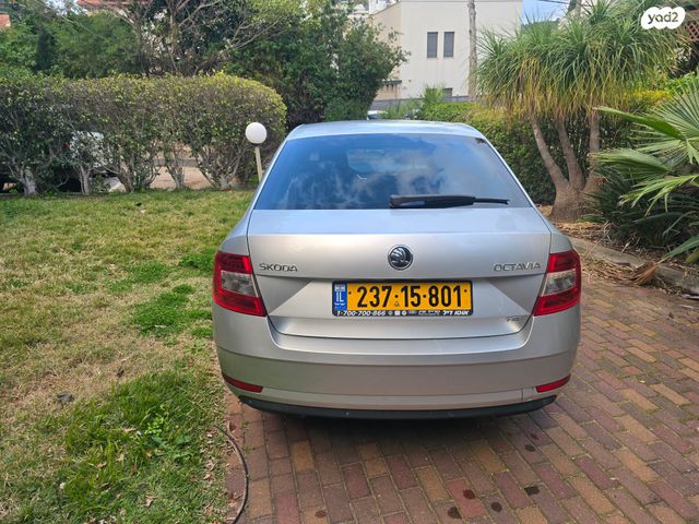 סקודה אוקטביה 