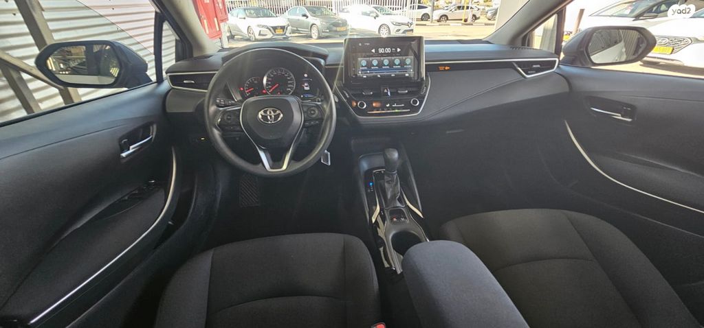 טויוטה קורולה