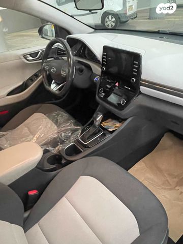 יונדאי איוניק