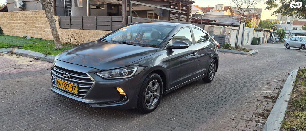 יונדאי אלנטרה